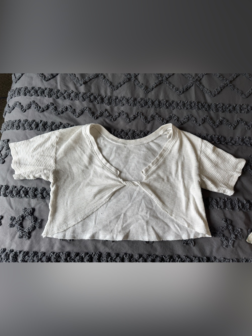 Women's Reversible White Cropped Twist top